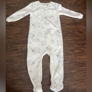 Little beginnings 12month fleece white zipper sleeper onsie with foot grip NWOT